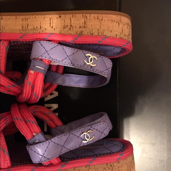 Sandals - Picture 2 of 7